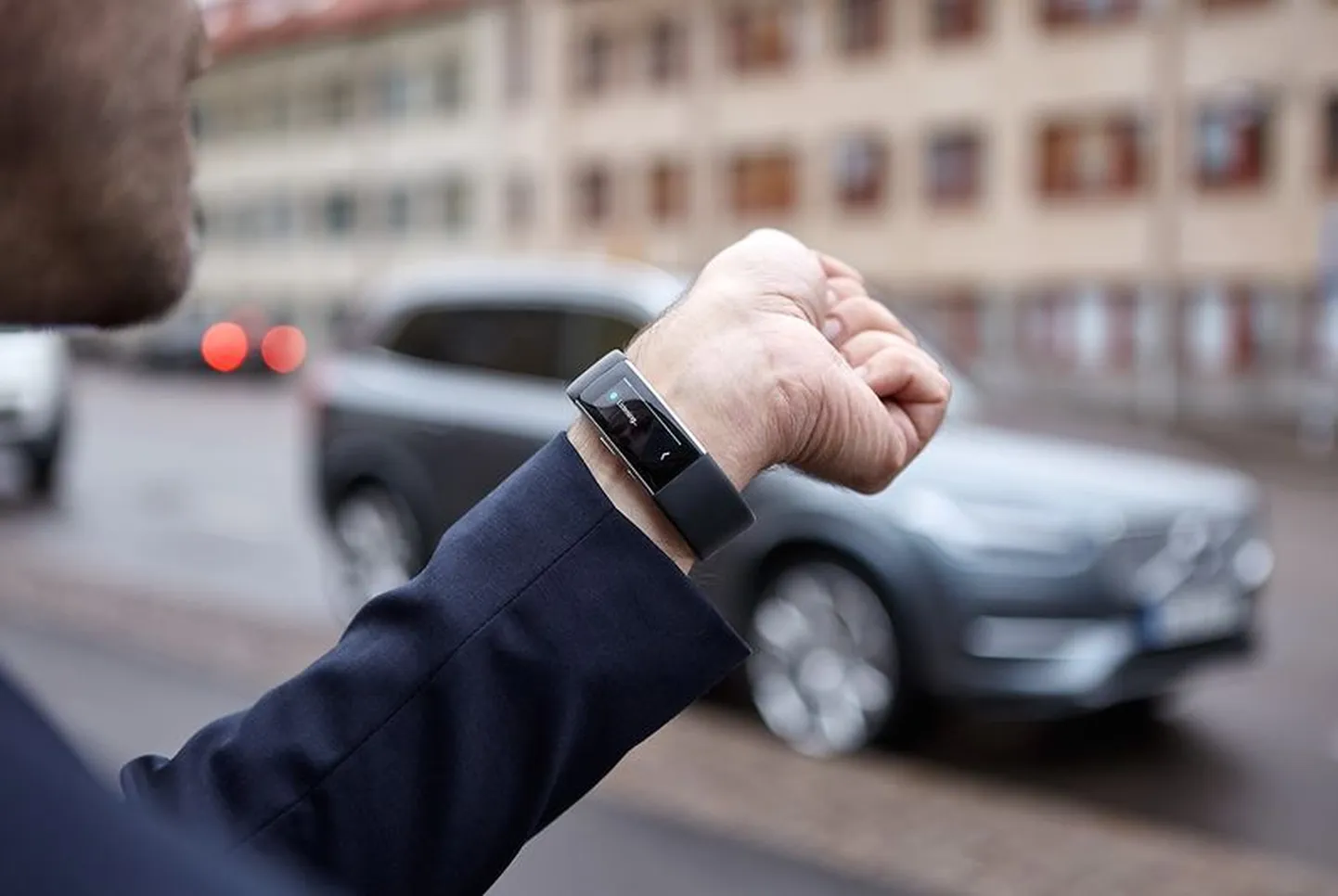 Volvo ja Microsoft Band 2