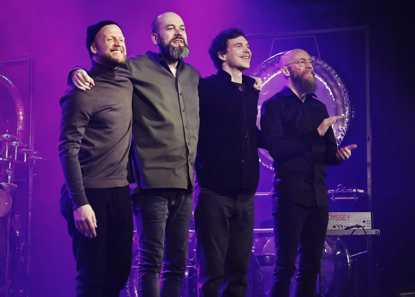"Gong Odyssey" kontsertide jaoks on Mika Kallio kokku pannud mitmekülgse ansambli, kes loob gongide, löökpillide ja süntesaatoriga meditatiivse helimaailma.
