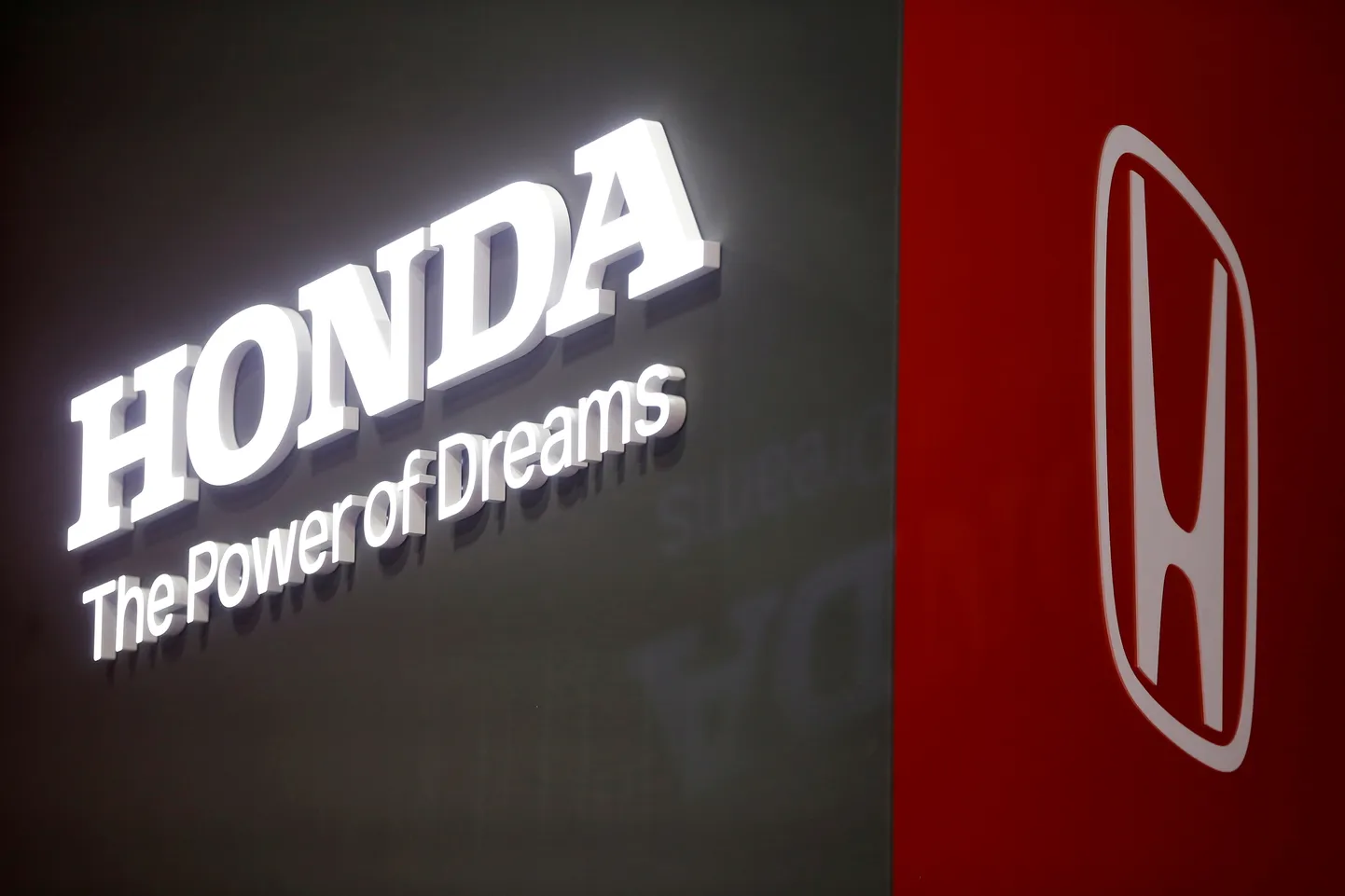Honda logo.