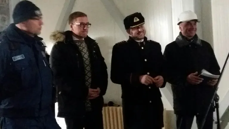 Kihnu päästekeskuse nurgakivi panek.