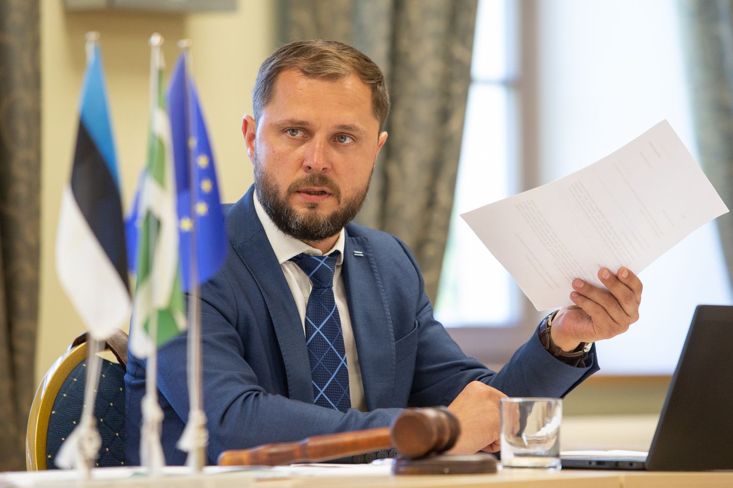 Aleksei Naumkin peab ennast tänini Jõhvi volikogu esimeheks.