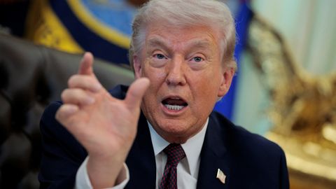 Tramps: ASV varētu iznīcināt Irānas tiltus un elektrostacijas četru stundu laikā