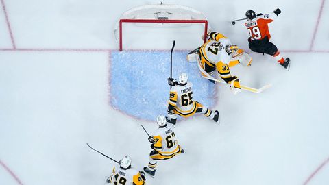 VIDEO ⟩ Šilovs noslēdz NHL sezonu ar lielisku sniegumu dramatiskā zaudējumā