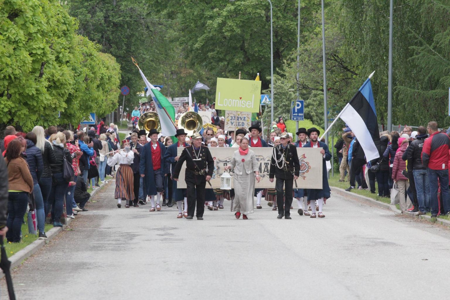 Möödunud aastal toimus Järvamaa laulu- ja tantuspidu Türil. Tänavu jääb pidu ära, kuid järgmisel aastal lauldakse ja tantsitakse Järva vallas, Vargamäel.