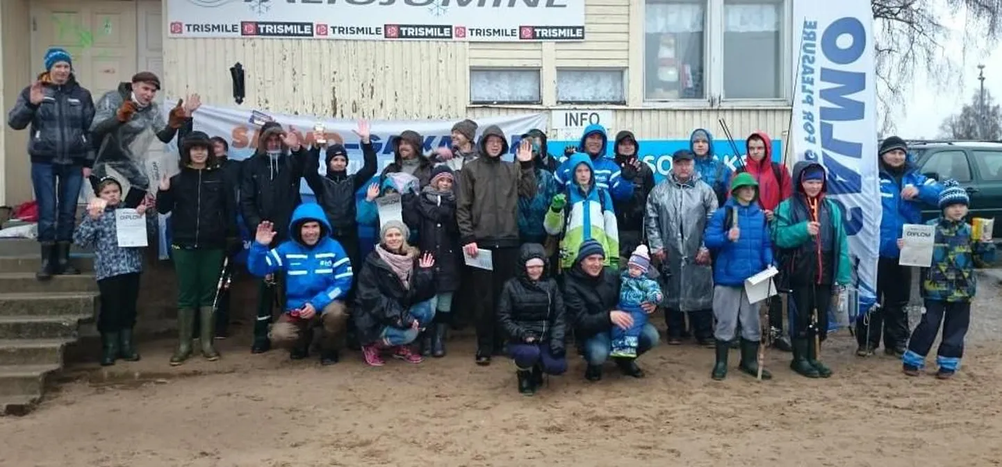 Isadepäeva kalapüügivõistlusel osales 37 landiloopijat.