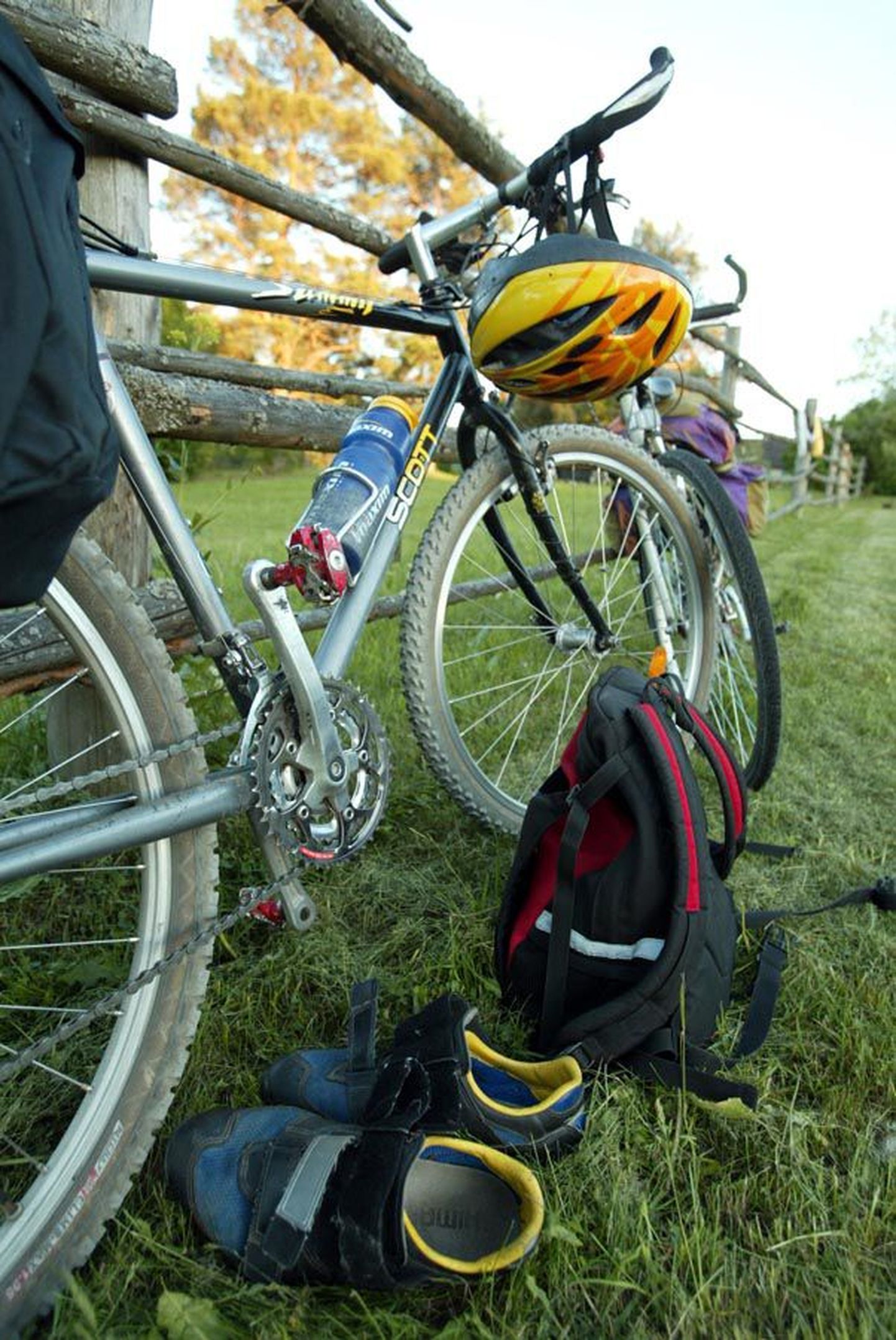 Jalgrattamatkal osalejal on mõistlik kanda kiivrit ning varuda piisaval hulgal joogivett.