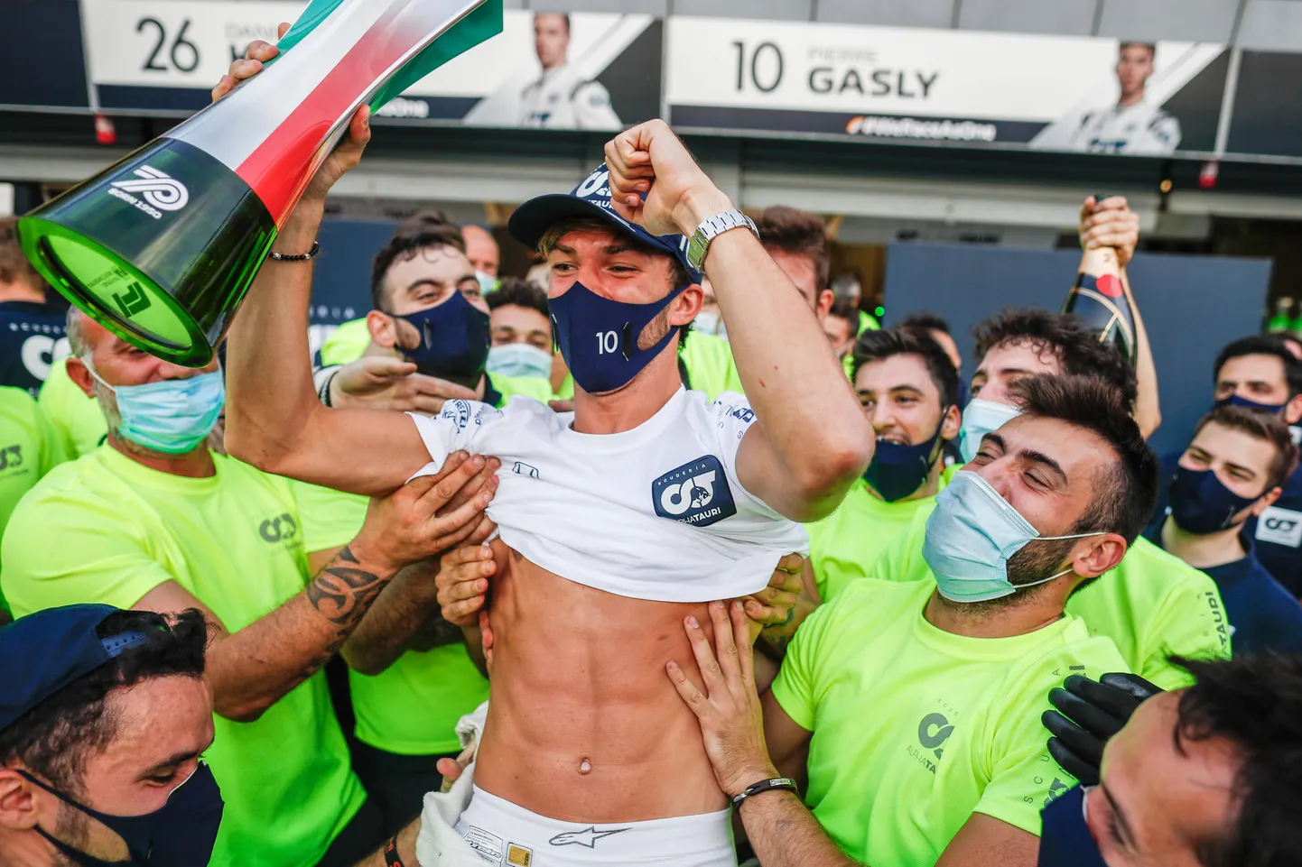 Pierre Gasly ja AlphaTauri võidujuubeldused Monza ringrajal