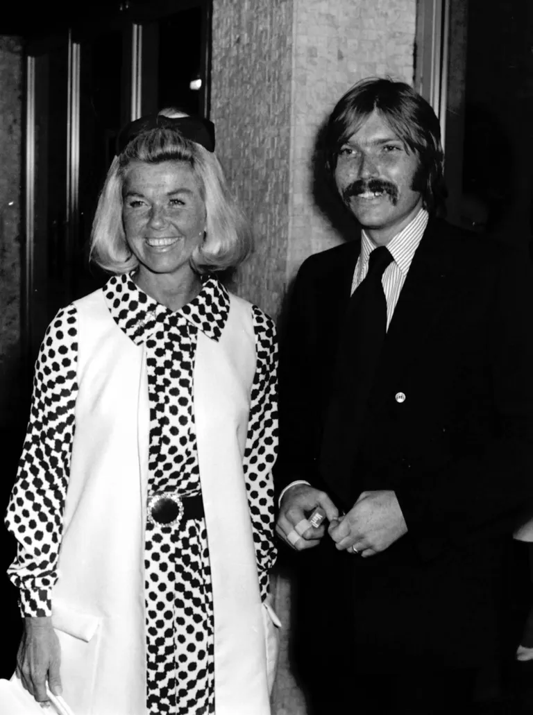 Näitlejanna Doris Day ja ta poeg Terry Melcher 1970. aastal