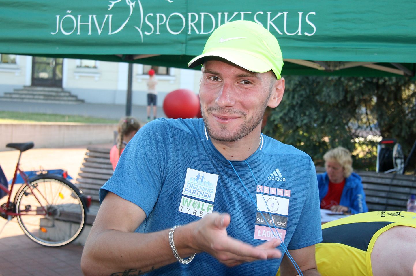 Tänavu Eesti meistrivõistlustel 3000 meetri takistusjooksus pronkmedali võitnud Dmitri Aristov oli lähedal medali võitmisele ka maratonis.