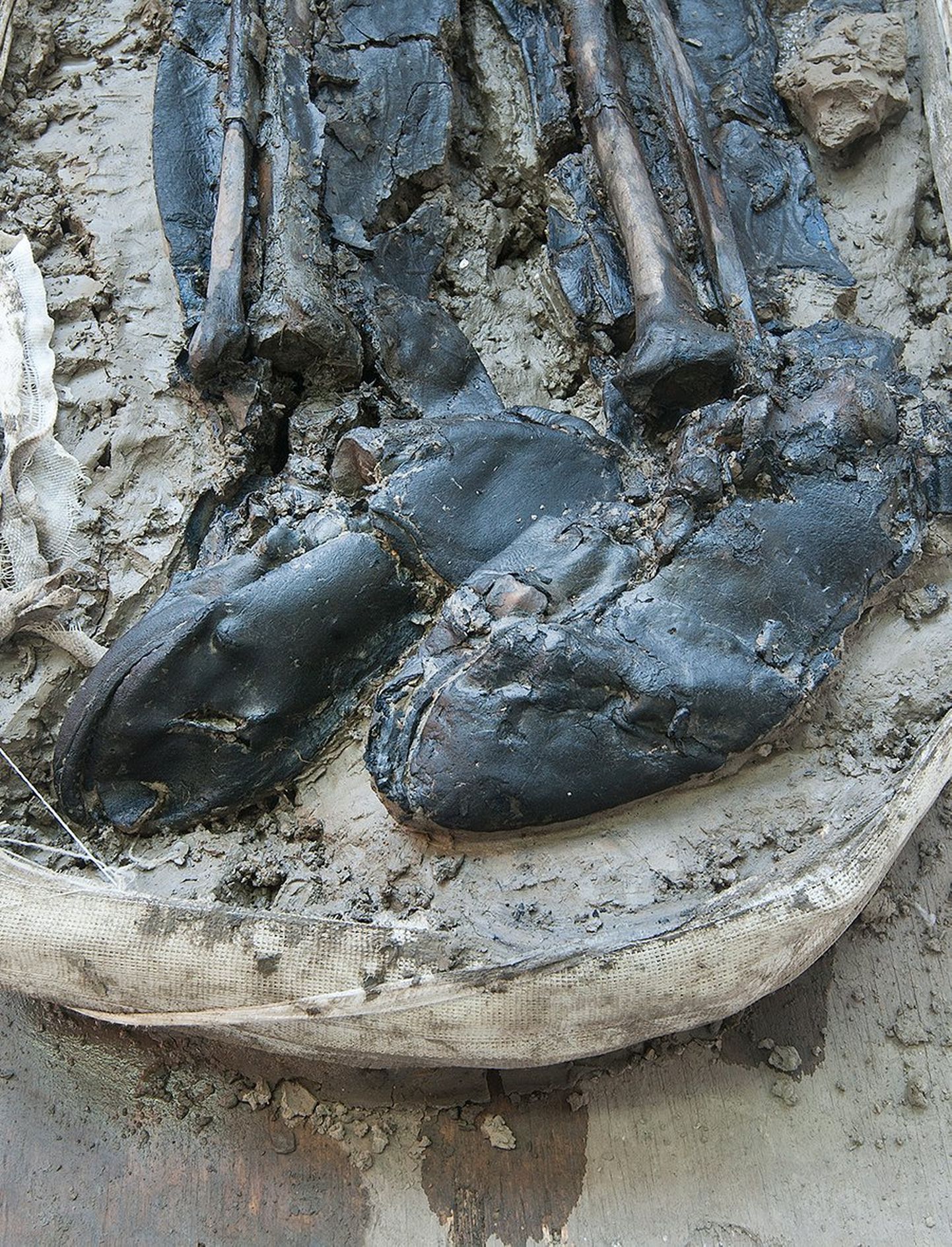 15. sajandi lõpul või 16. sajandi alguses surnud mehel olid surres jalas tugevast nahast saapad