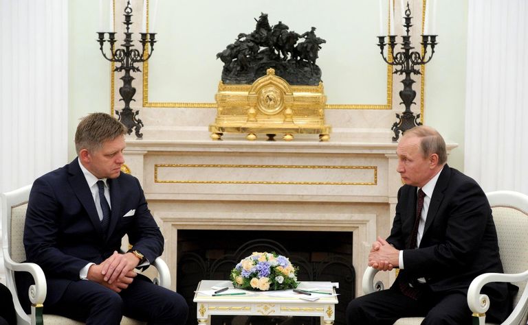 Роберт Фицо и Путин в Кремле, 2016 год.