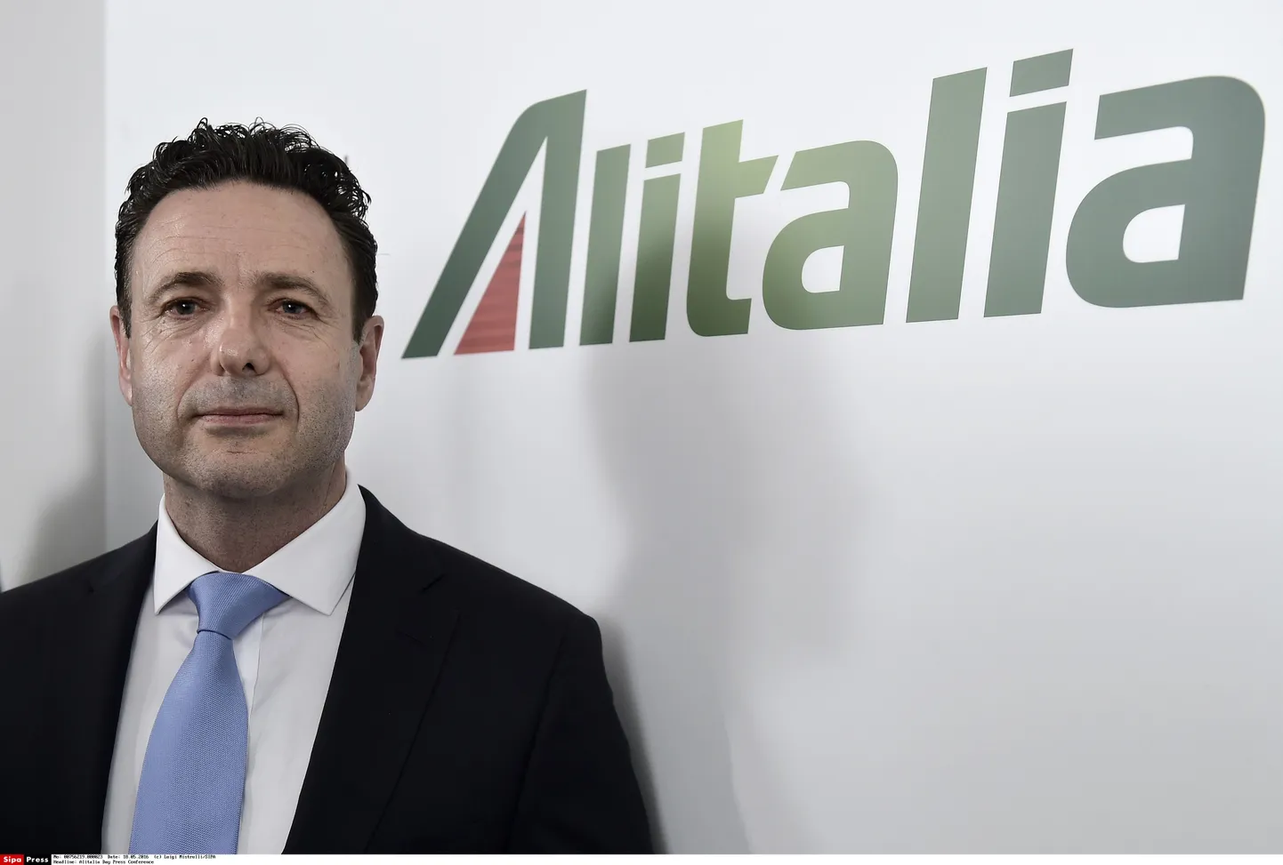 Alitalia direktor Cramer Ball.