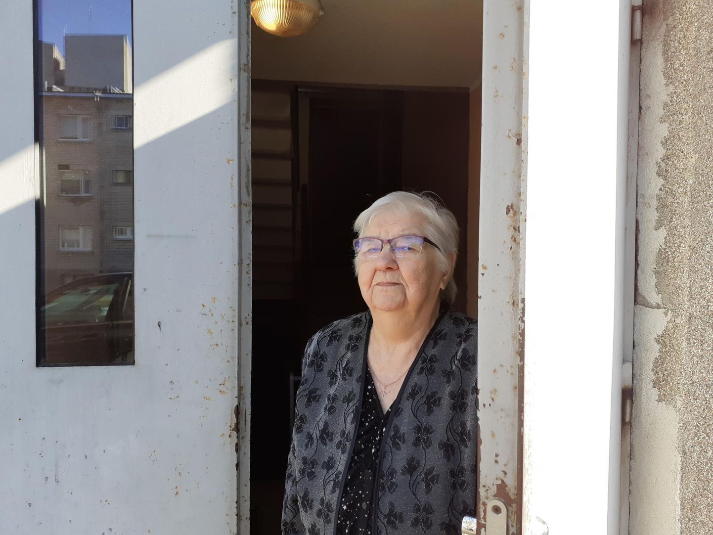 72 aastat tagasi Siberisse küüditatud Evi on elurõõmus naine. Elu tumedama poole kohta ütleb ta, et Siberit ei soovi ta enda vaenlaselegi.