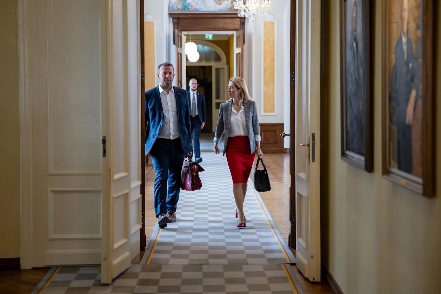 Sotsiaaldemokraatide juht Lauri Läänemets ja peaminister Kaja Kallas (Reformierakond).