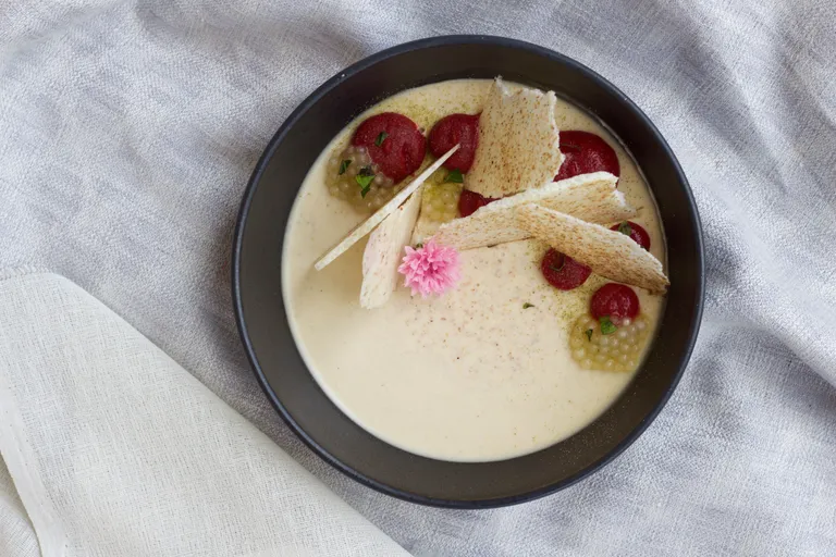 Mon Ami kama posset