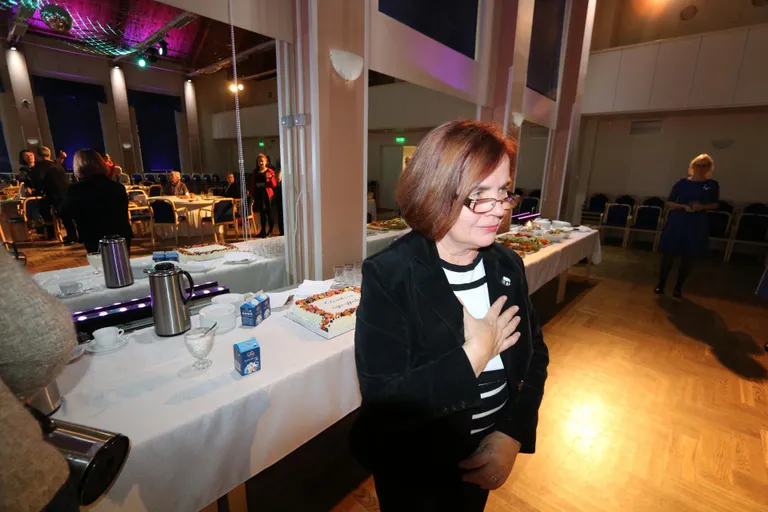 Viljandimaa aasta õppija tunnustuse sai Tiiu Männiste.