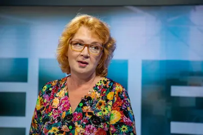 Яна Тоом.