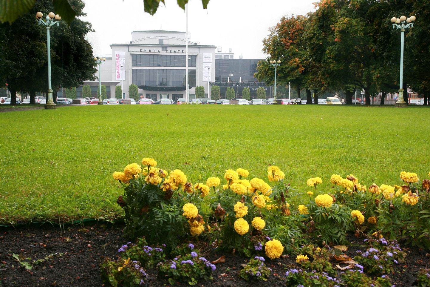 Pärnu linnaaedniku tööülesannete hulka kuulub suvepealinna haljasalade kujundamine. Pildil Vaasa park.