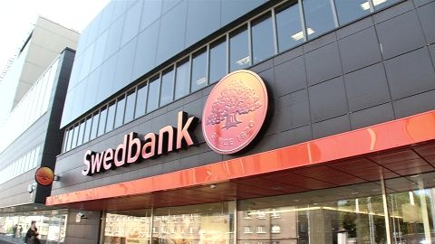 Reporter: Swedbank peatab Eesti üksuste juhtide volitused