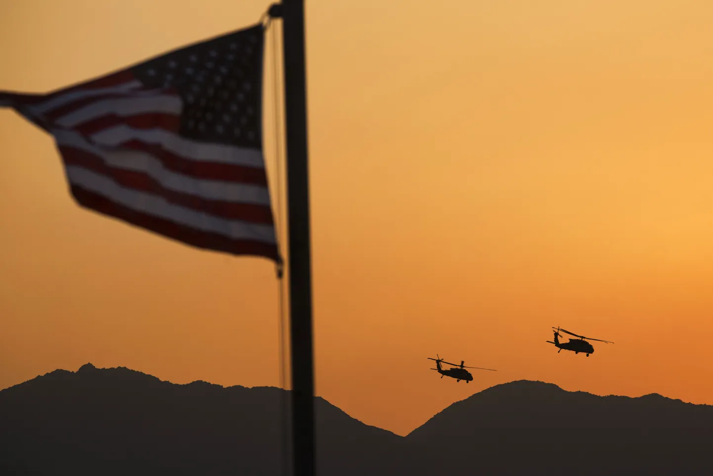 USA UH-60 Blackhawk helikopterid Laghmani provintsis Afganistanis.
