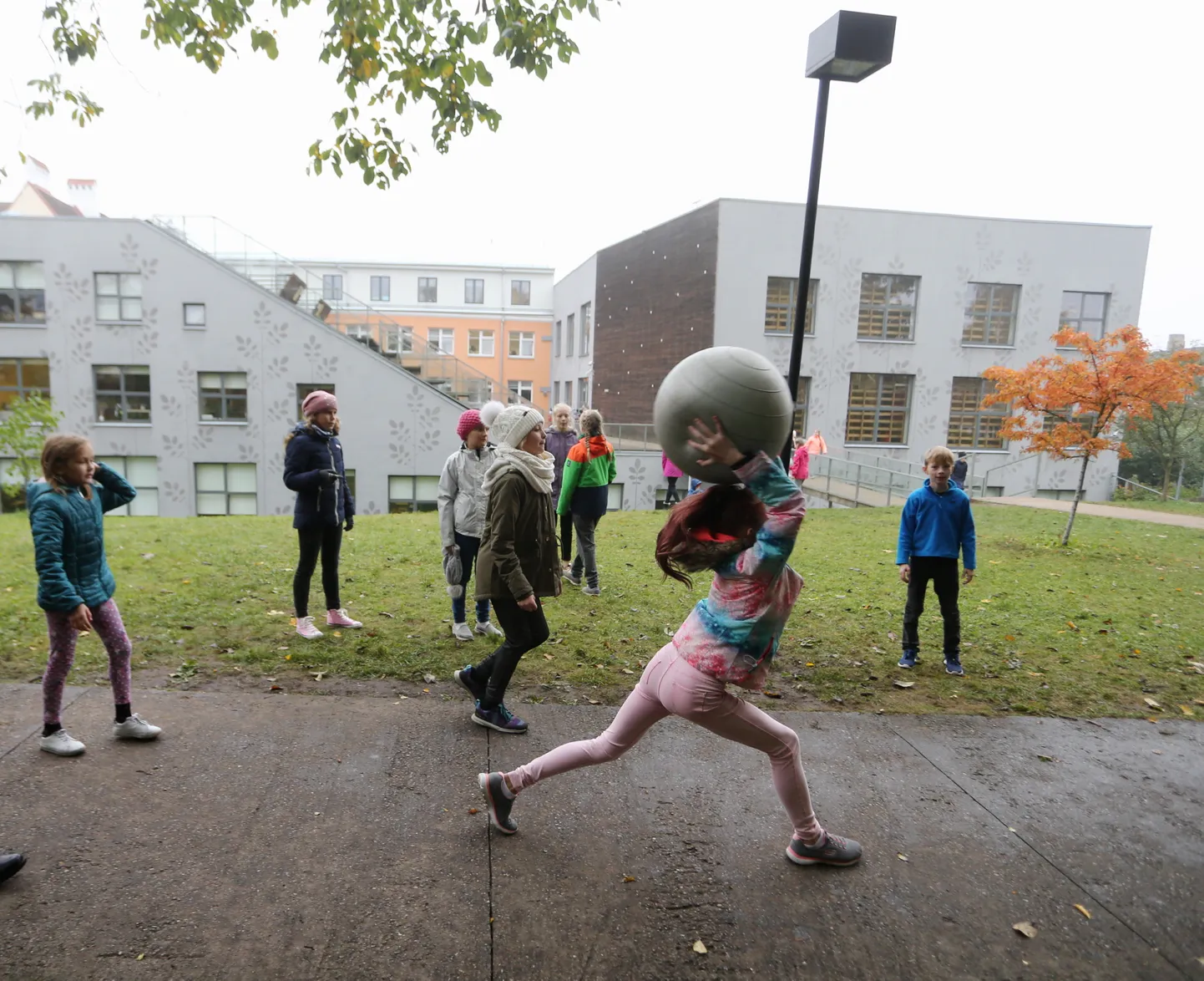 Aktiivne õuevahetund Tartu Kesklinna koolis.
