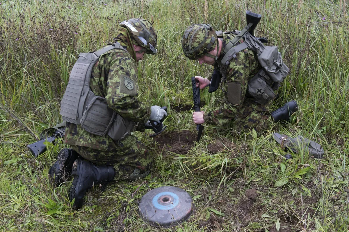 Mines during an Estonian Defense Forces exercise.