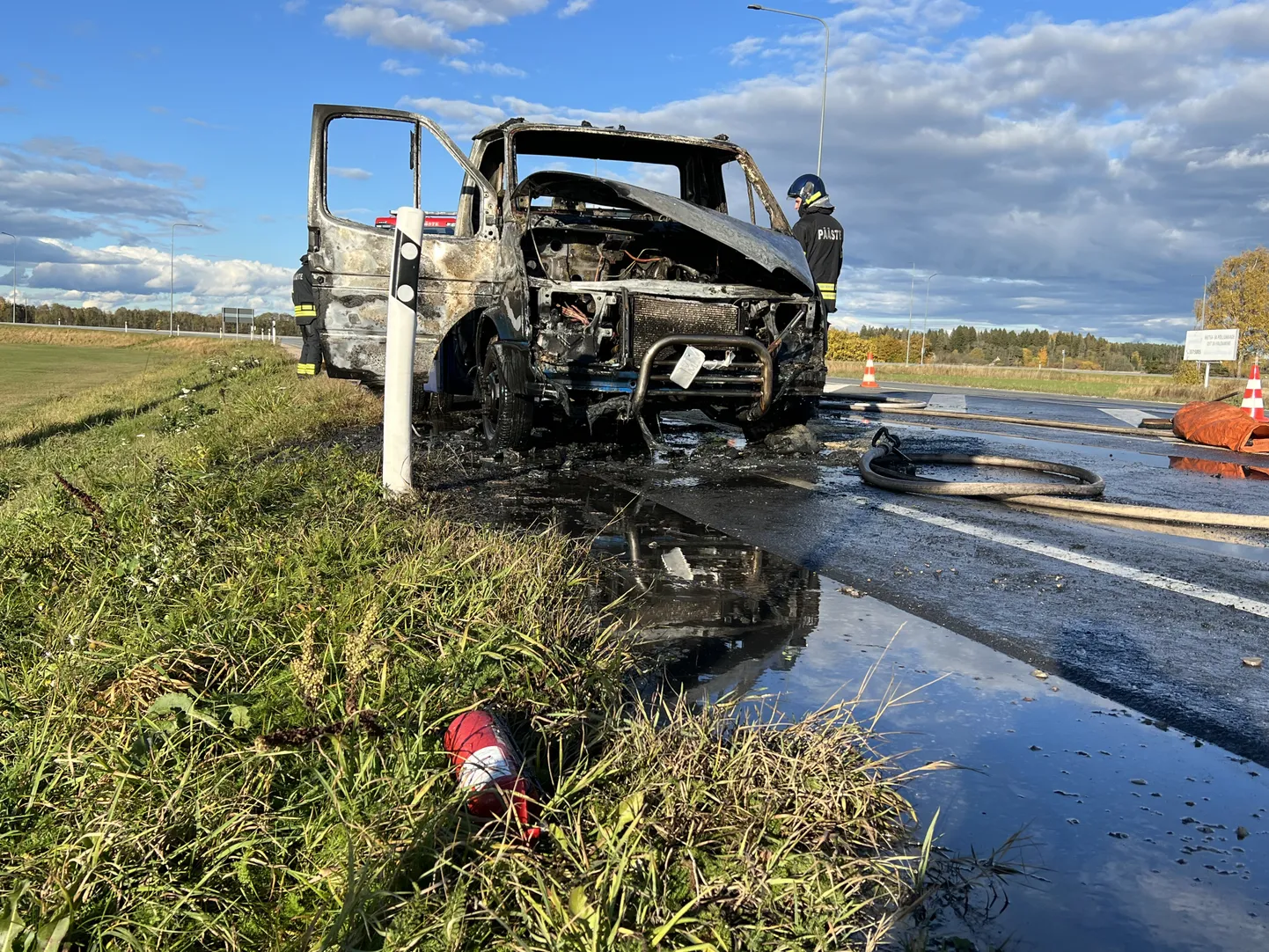 Paia ristis on aastate jooksul olnud lugematu arv õnnetusi. Mõned aastad tagasi läks seal läks põlema puksiir.