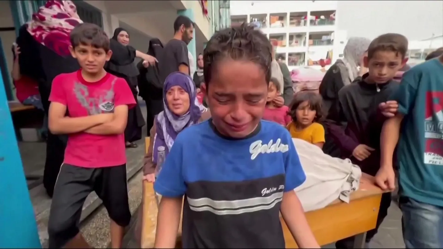 Gaza suurimas põgenikelaagris on Iisraeli pommitamiste järel inimesed šokis