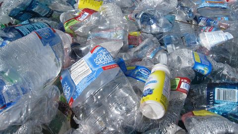 Kuidas saada plastikust kütust – tuleb lihtsalt õige kogus soola lisada