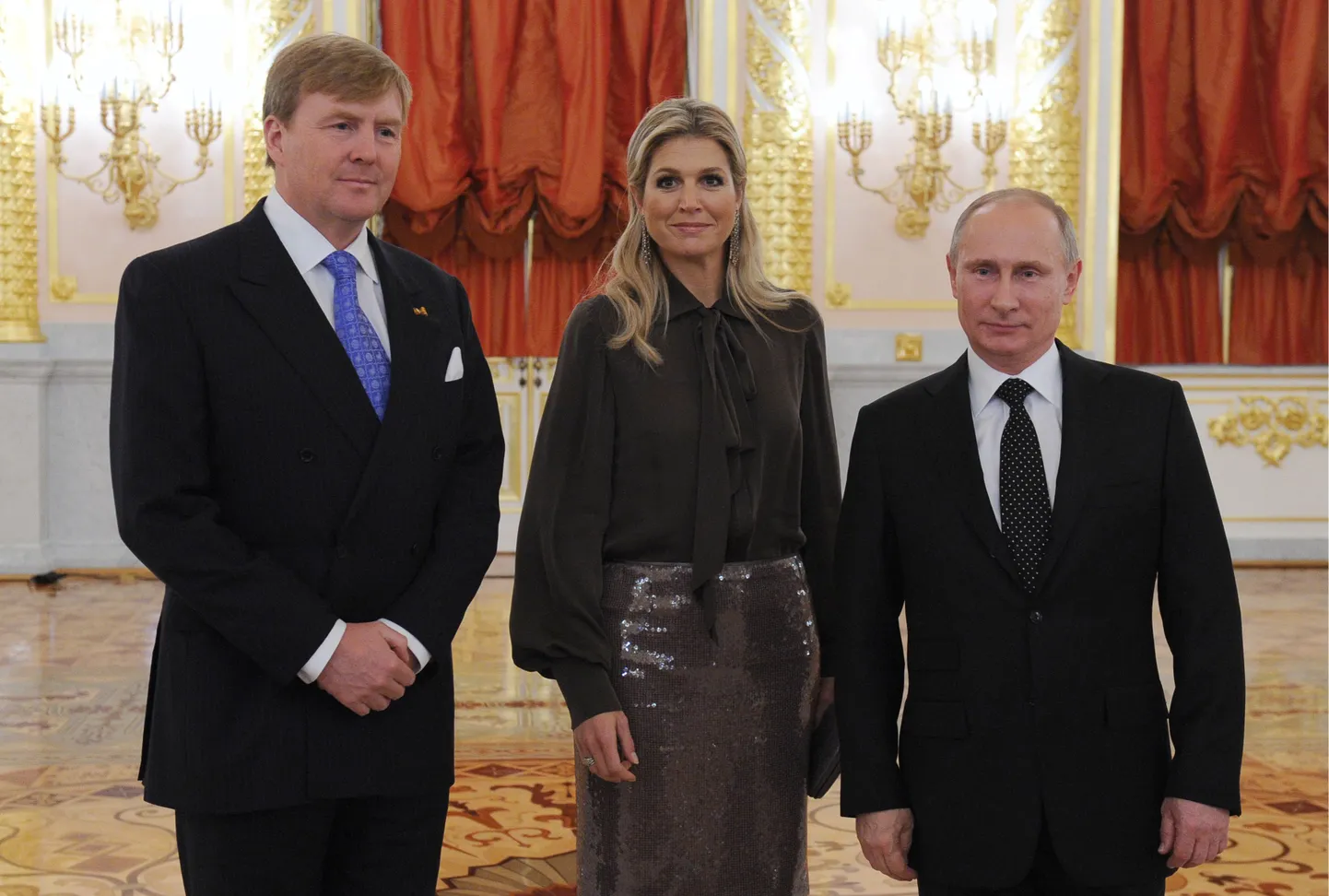 Король Нидерландов Виллем-Александр с супругой Максимой во время встречи с Владимиром Путиным.