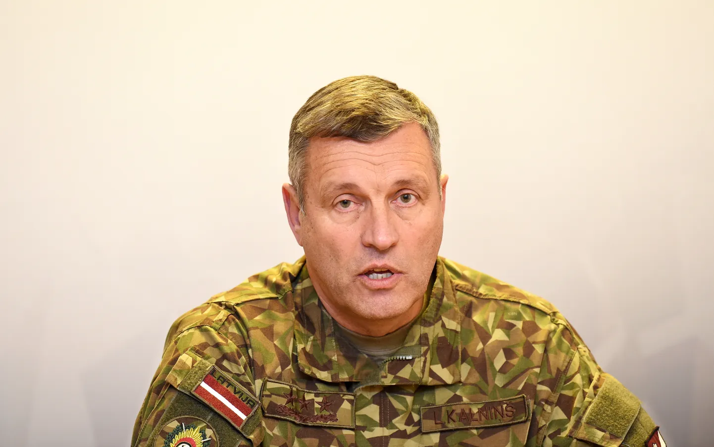 Nacionālo bruņoto spēku komandieris ģenerālleitnants Leonīds Kalniņš