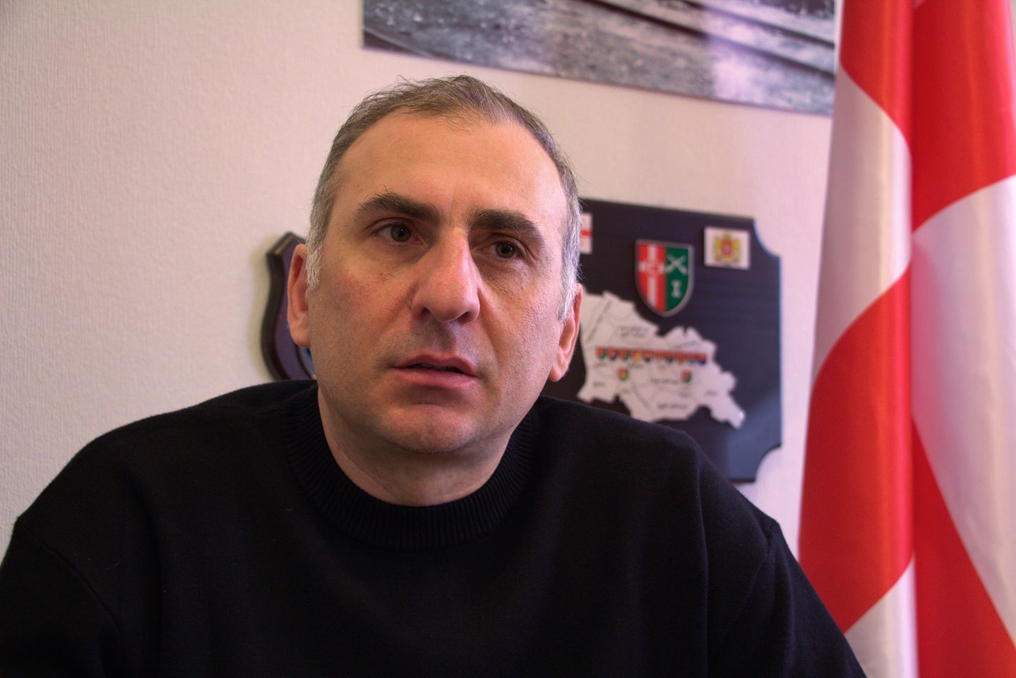 Алеко Элисашвили в своем кабинете в здании парламента Грузии.