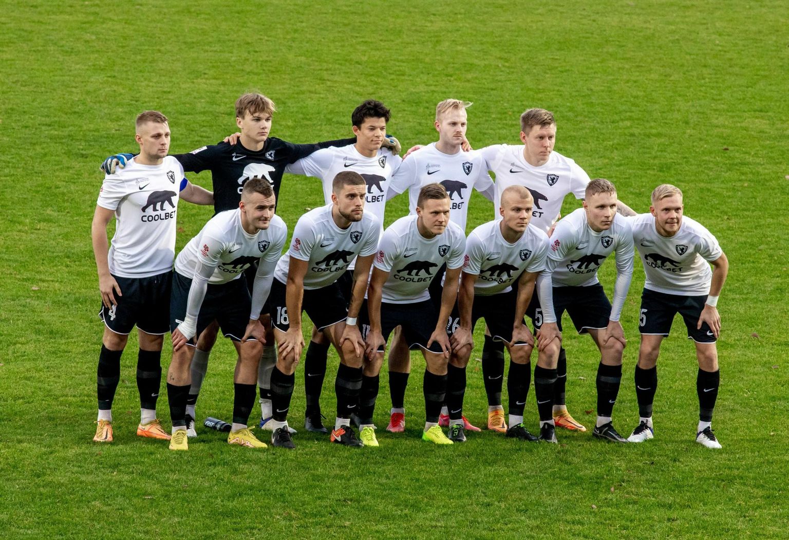 Pärnu kaotas koduväljakul FCI Levadiale ja minetas kaks vooru enne meistriliiga lõppu võimaluse viimasest kohast pääseda.