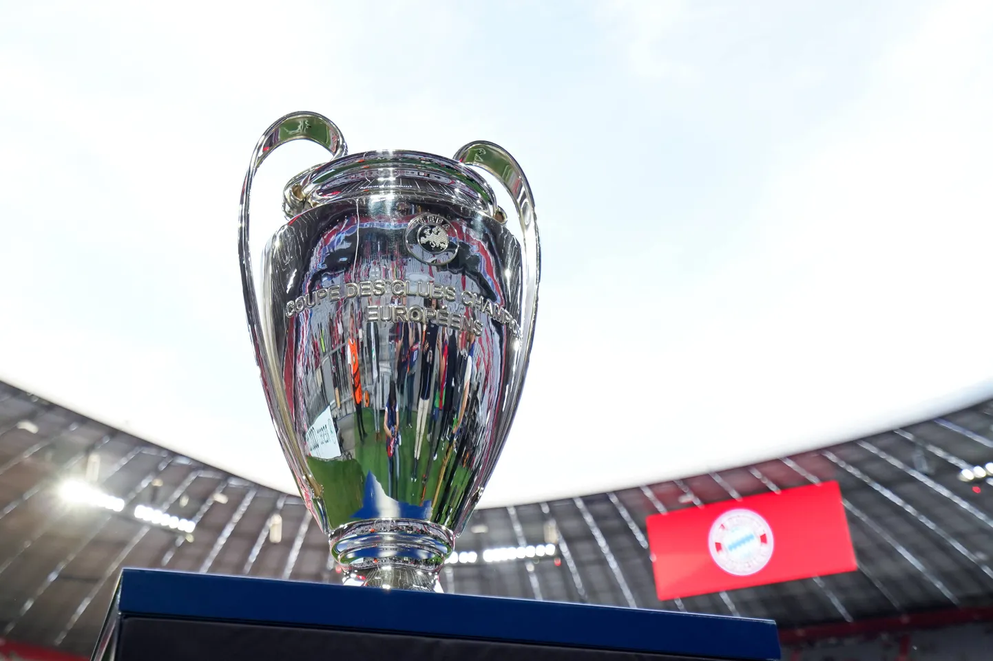 FC Barcelona pääses Meistrite liigas esimesse tugevusgruppi.