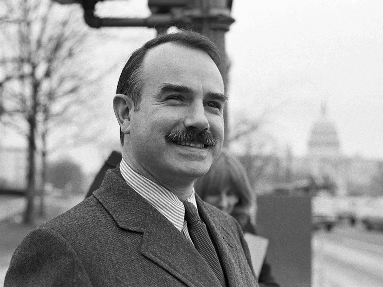 Watergate'i juhtfiguur Gordon Liddy jaanuaris 1973 Washingtonis, kus tema üle kohut mõisteti