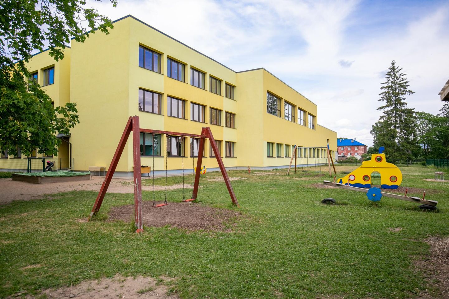 Tapal vene kooli hoones avatakse peagi kaks uut lasteaiarühma.