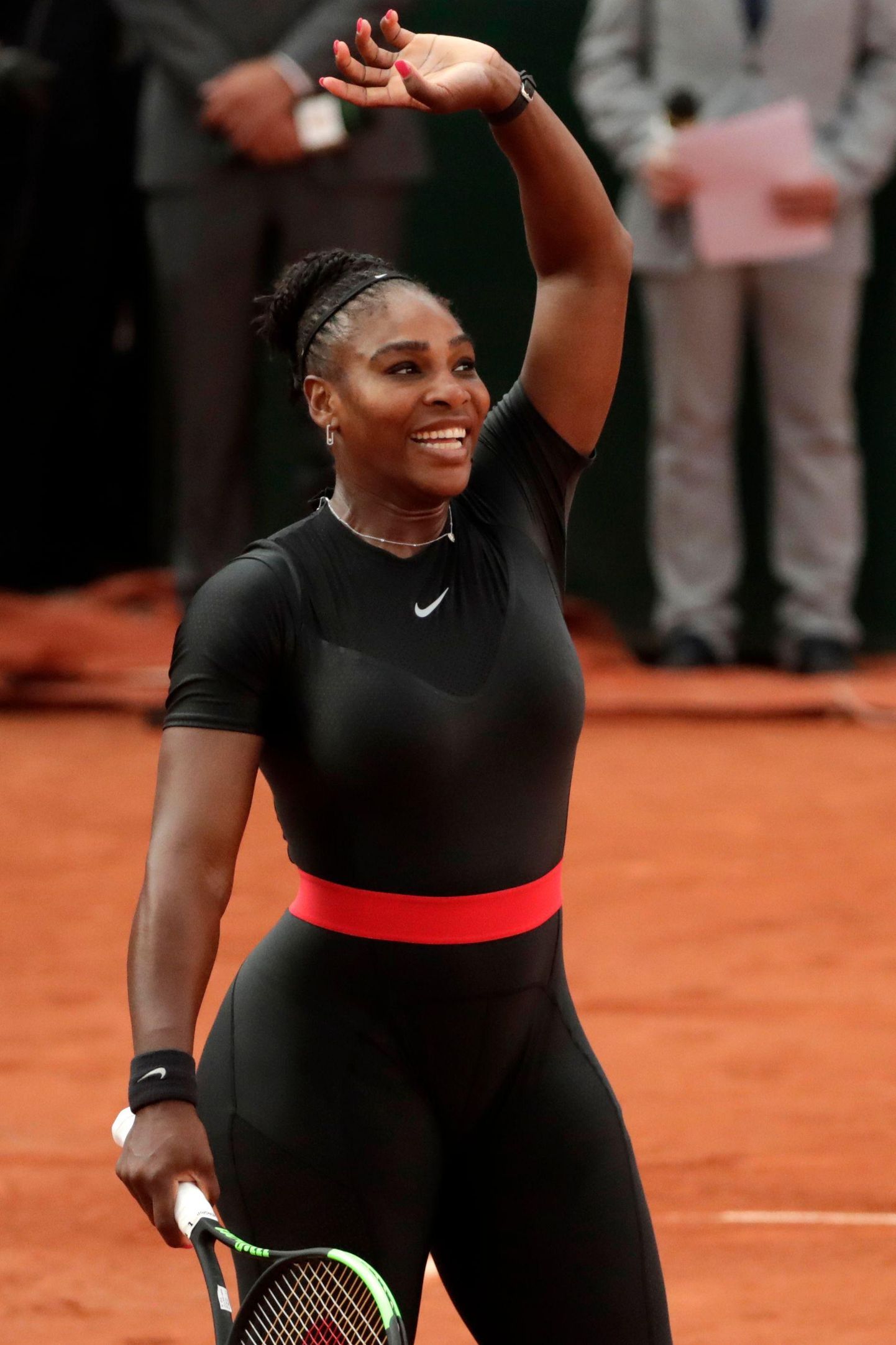 Serena Williamsi kostüüm lõi suvistel Prantsusmaa lahtistel laineid.