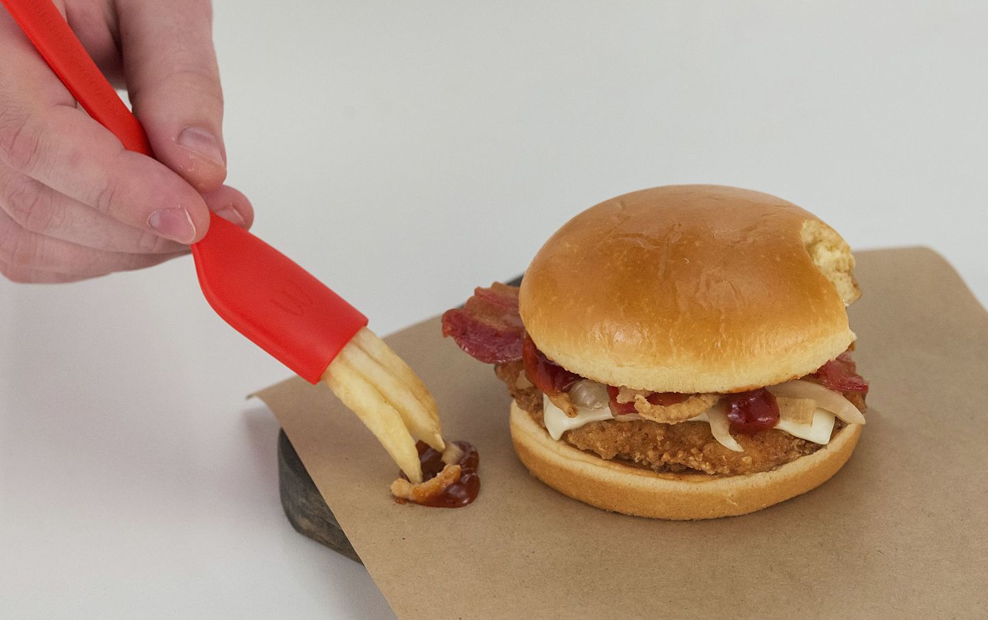 McDonald'si friikartulitest kahvel.