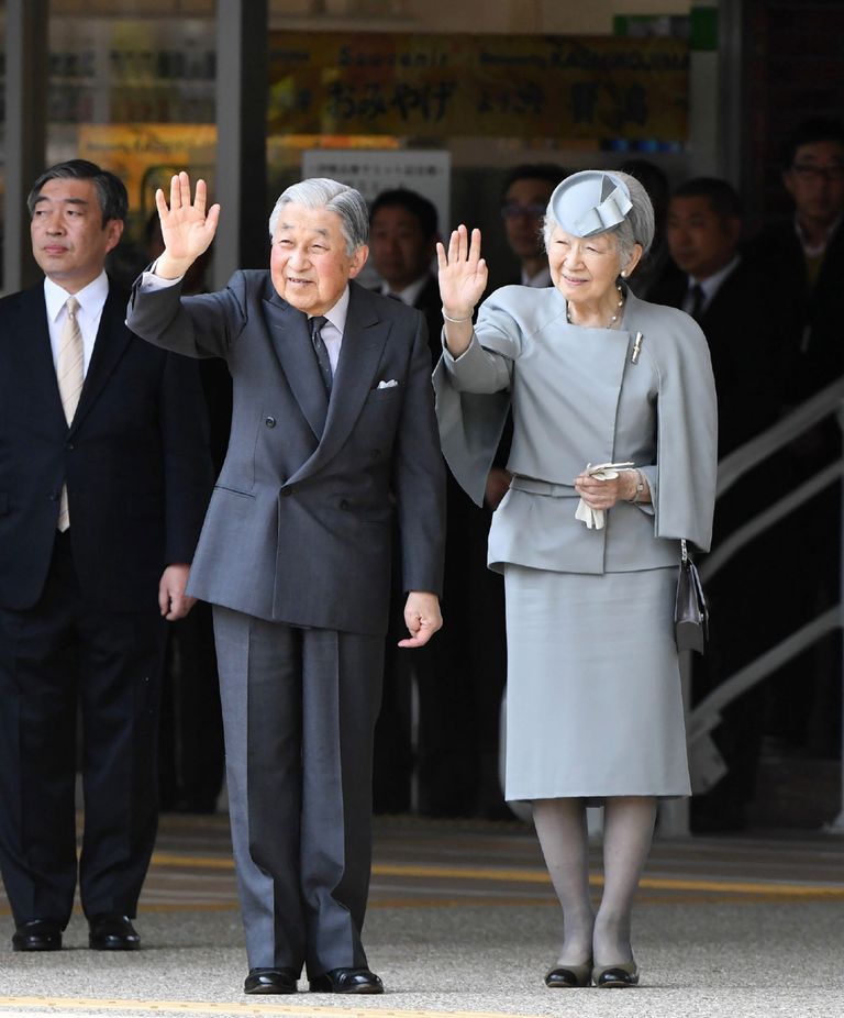 Jaapani keiser Akihito ja keisrinna Michiko külastasid 19. aprillil Jaapani keskosas asuvat Mie prefektuuri