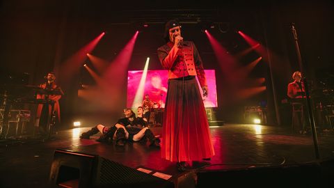 GALERII ⟩ Tanz mit Laibach! Tallinnas esines maailma kõige ohtlikum bänd