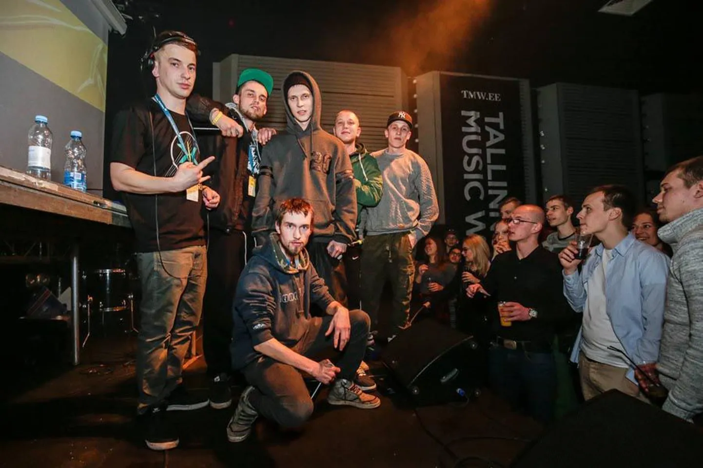 Cheersis astub lavale hiphopkultuurist mõjutatud punt Hanf Kung.