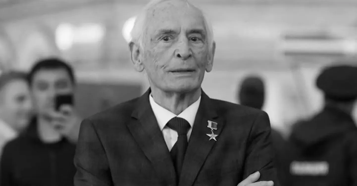 Василий Лановой