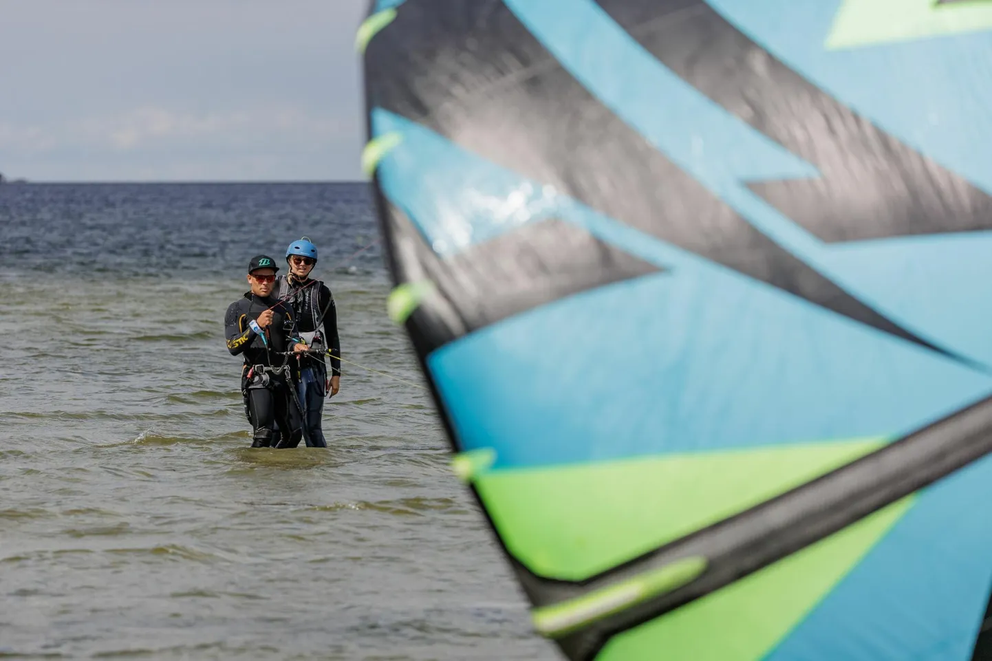 Enne surfilaua mängu toomist tuleb selgeks õppida lohe lennutamine.