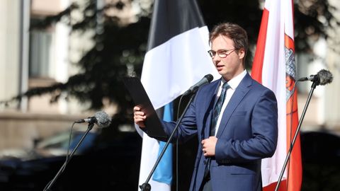 HENN KAALEB HUMAL ⟩ Kui igaühel on oma tõde, jääb väitlus võitjata