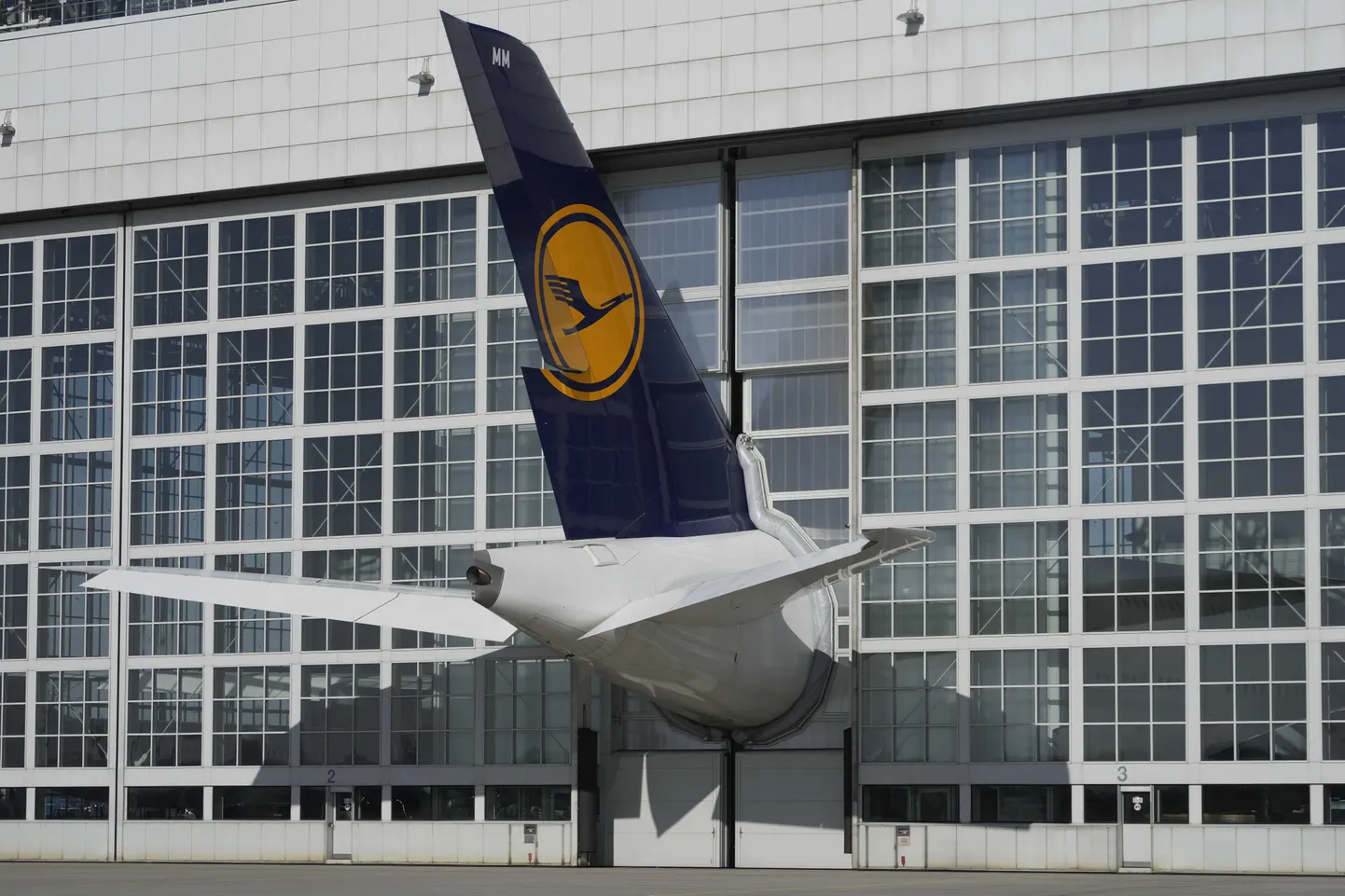 Самолет Lufthansa в аэропорту Мюнхена.