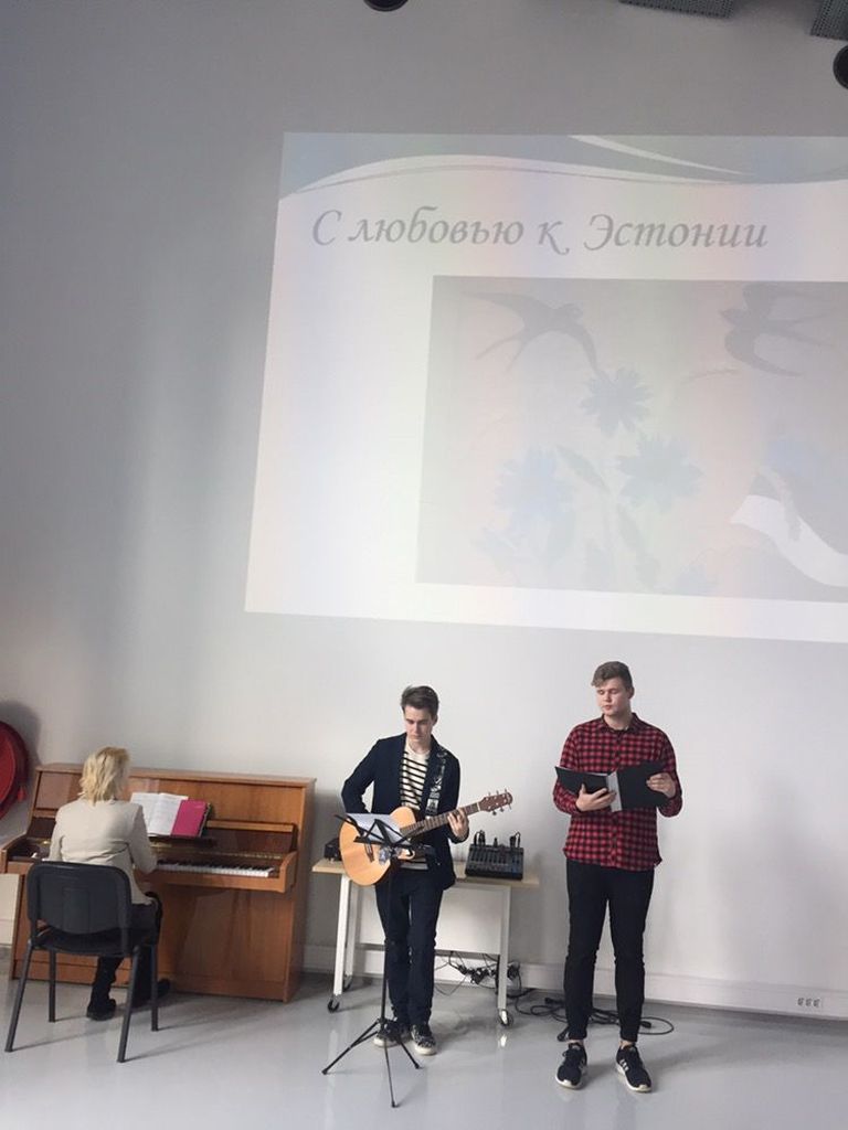 Pärnu keskraamatukogus kõlasid oktoobris Eesti Vabariigi 100. aastapäevale pühendatud luuletused.