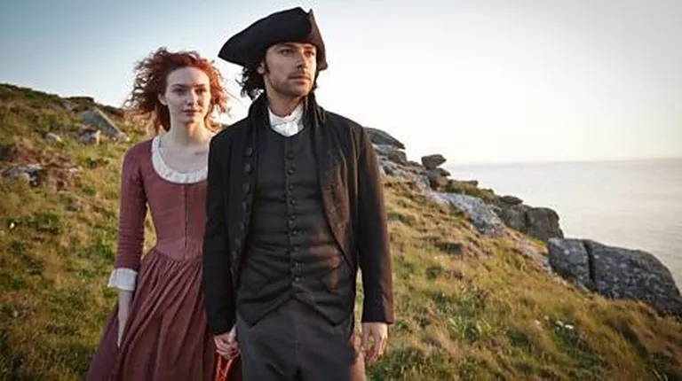 Kaader seriaalist «Poldark». Pildil Eleanor Tomlinson ja Aidan Turner