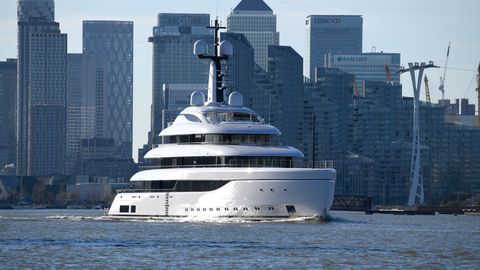 KURGID SULLE, RAHA MULLE ⟩ Miljardäride arv kasvab lähiajal pöörase kiirusega