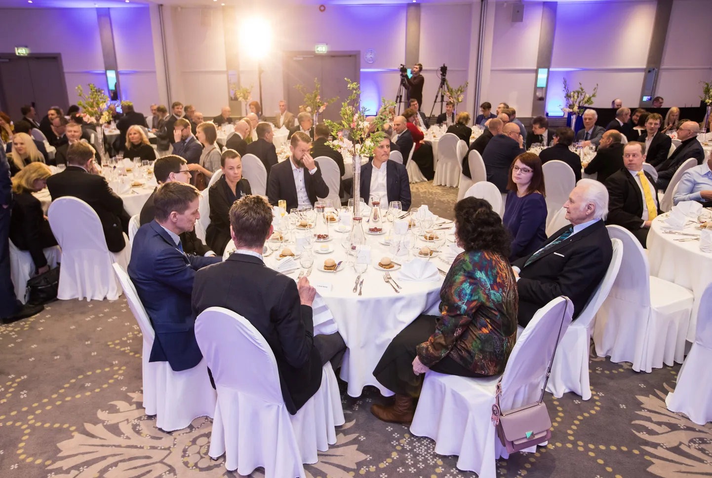 Postimehe Eesti arvamusliidrite lõuna 2019.a.