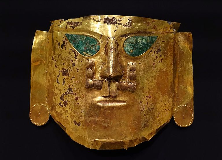 Peruāņu nāves ceremoniju maska Dalasas Mākslas muzejā. 900.-1100.g.